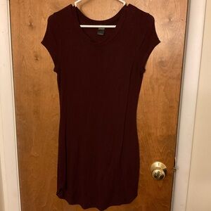 Burgundy Short Sleeve Dress